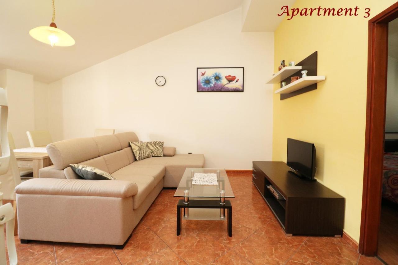 פורץ Old Town Rooms And Apartment מראה חיצוני תמונה